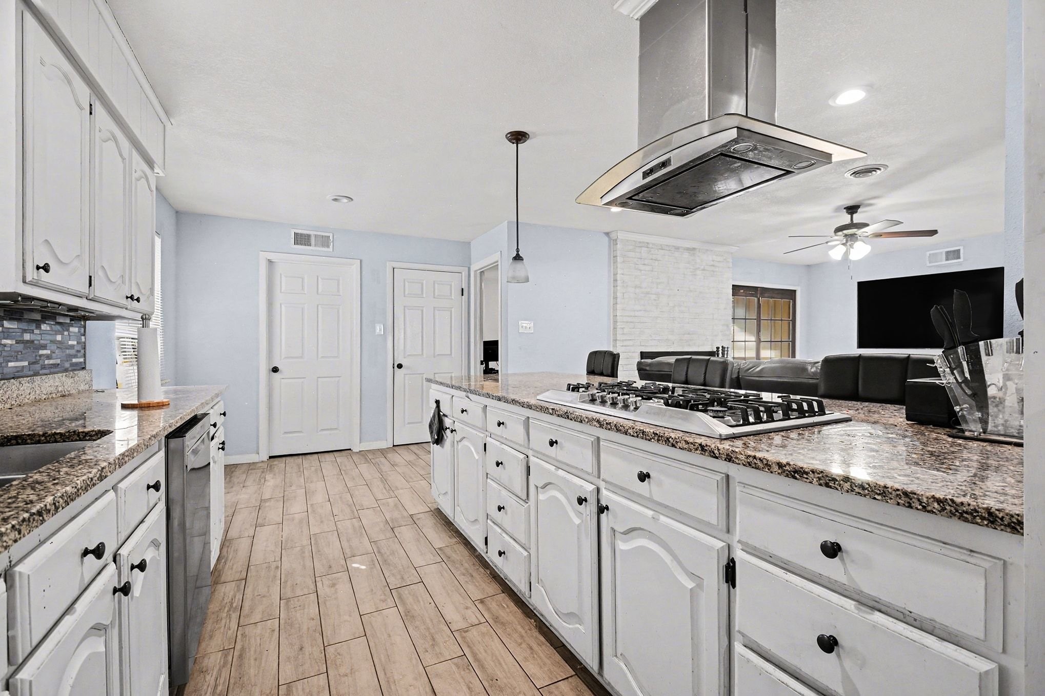 2725 Mark Drive Mesquite TX 75150
