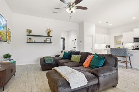 2673 River Bank Drive Burleson TX 76028