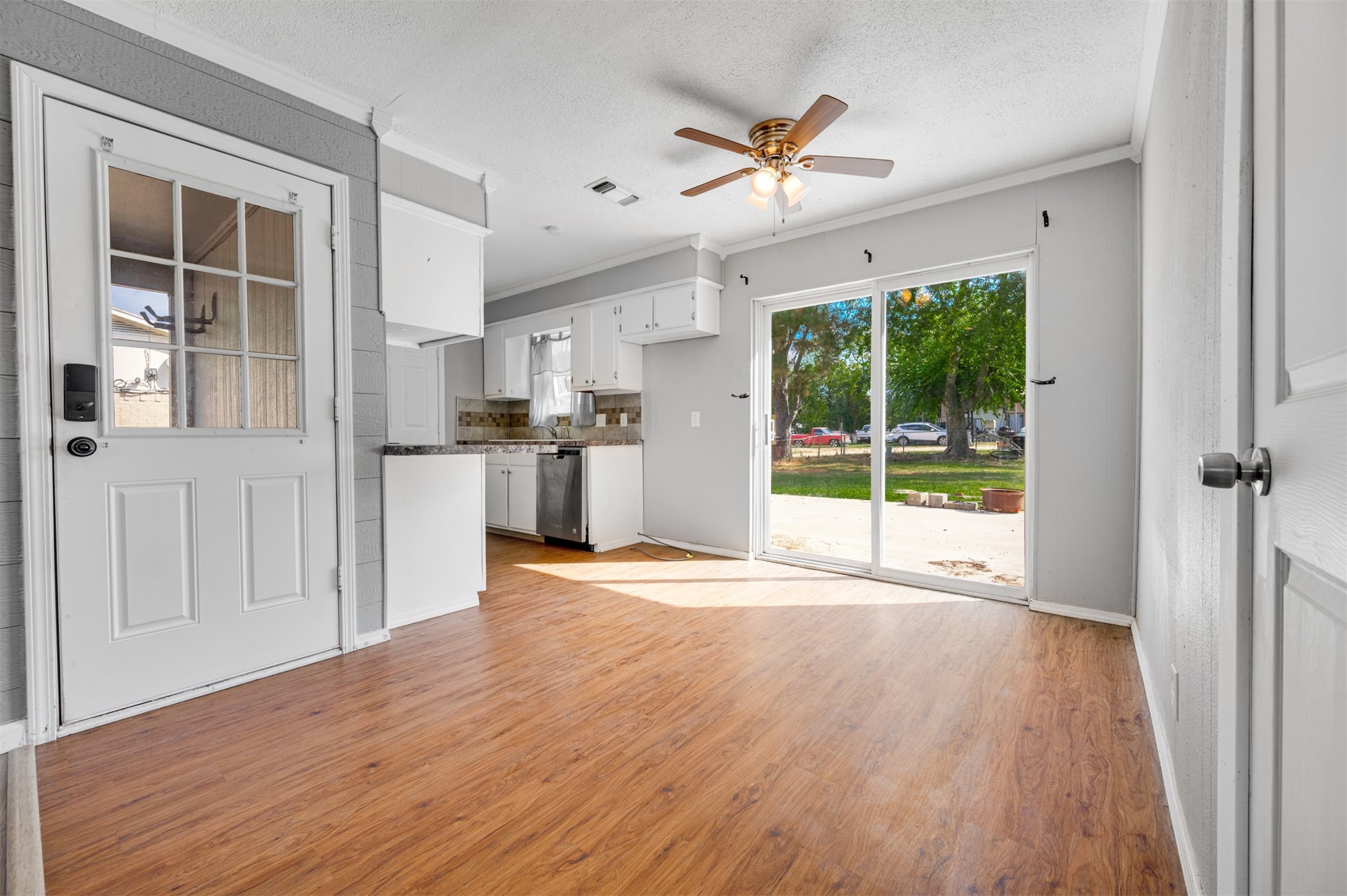 130 Wright Drive Blossom TX 75416