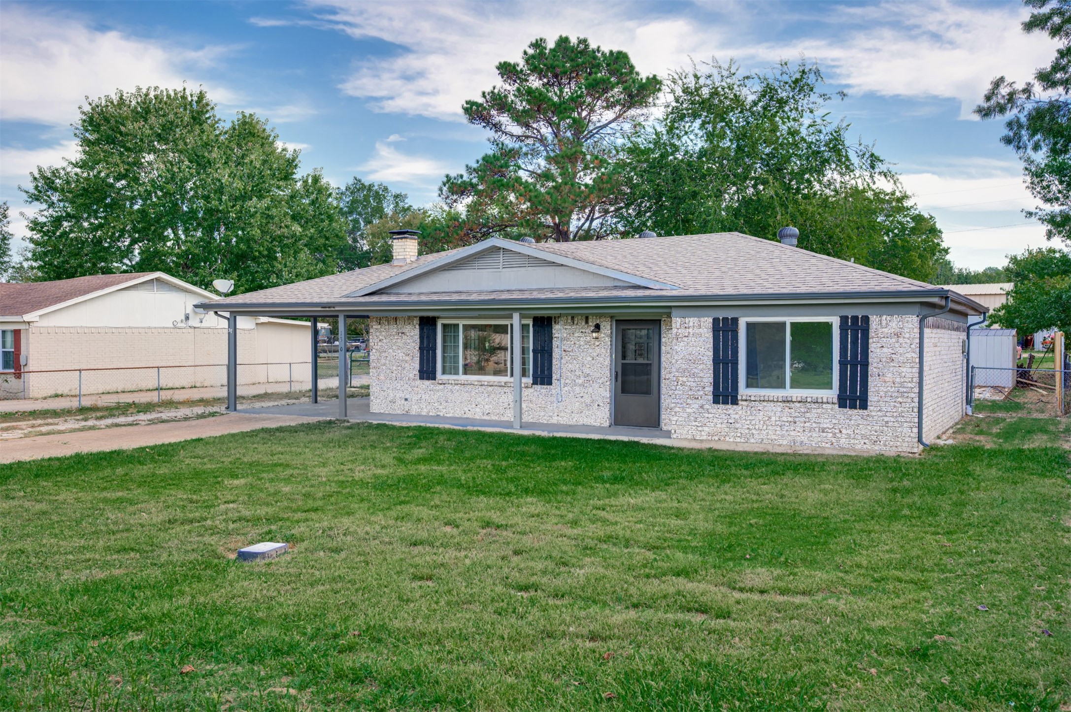 130 Wright Drive Blossom TX 75416