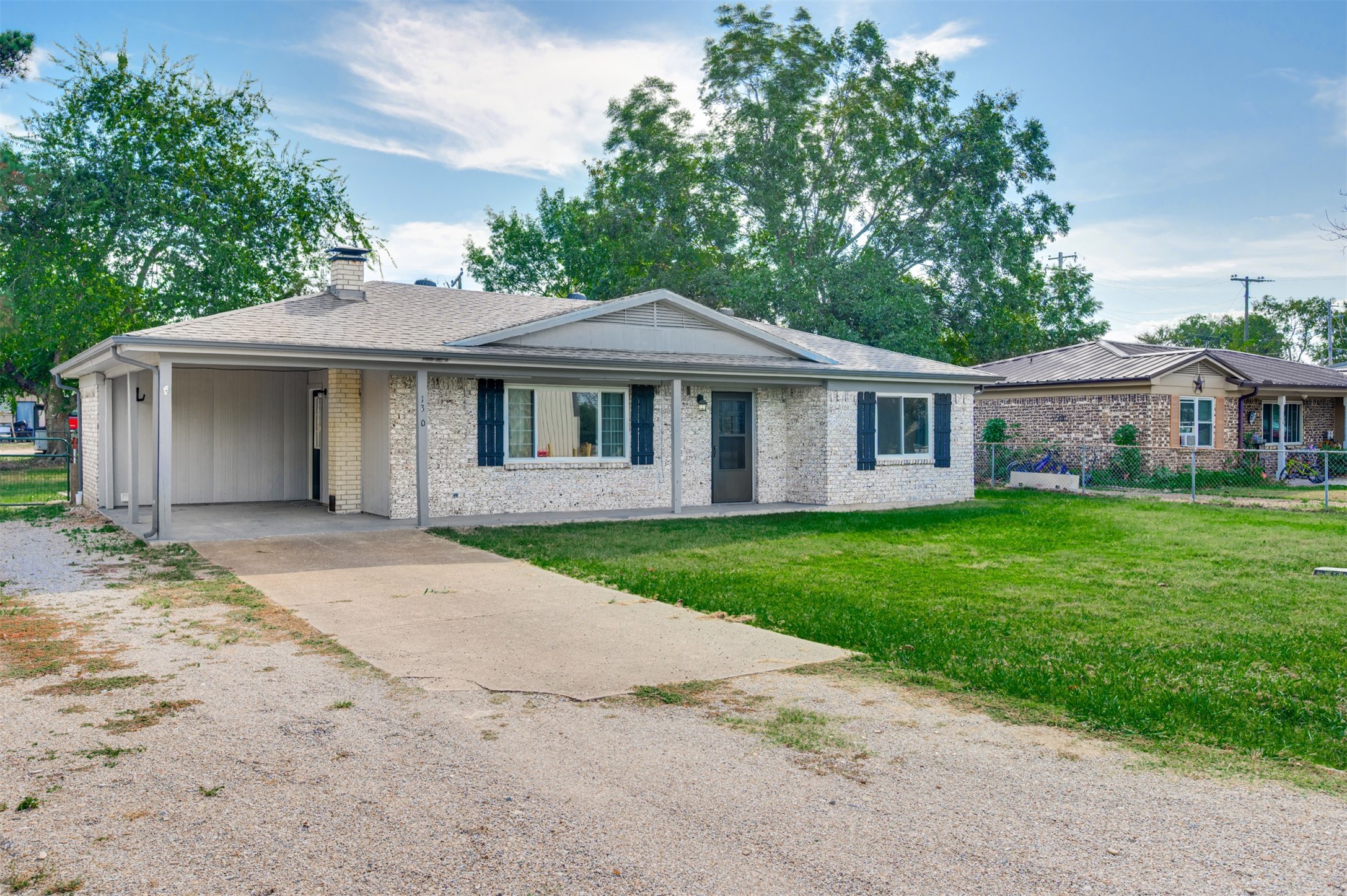 130 Wright Drive Blossom TX 75416