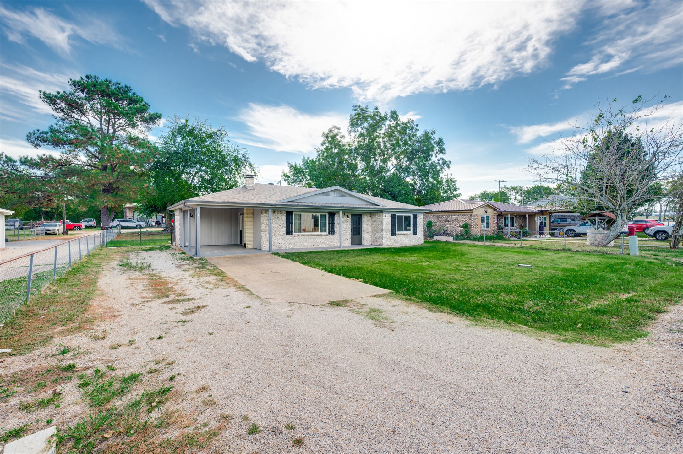 130 Wright Drive Blossom TX 75416
