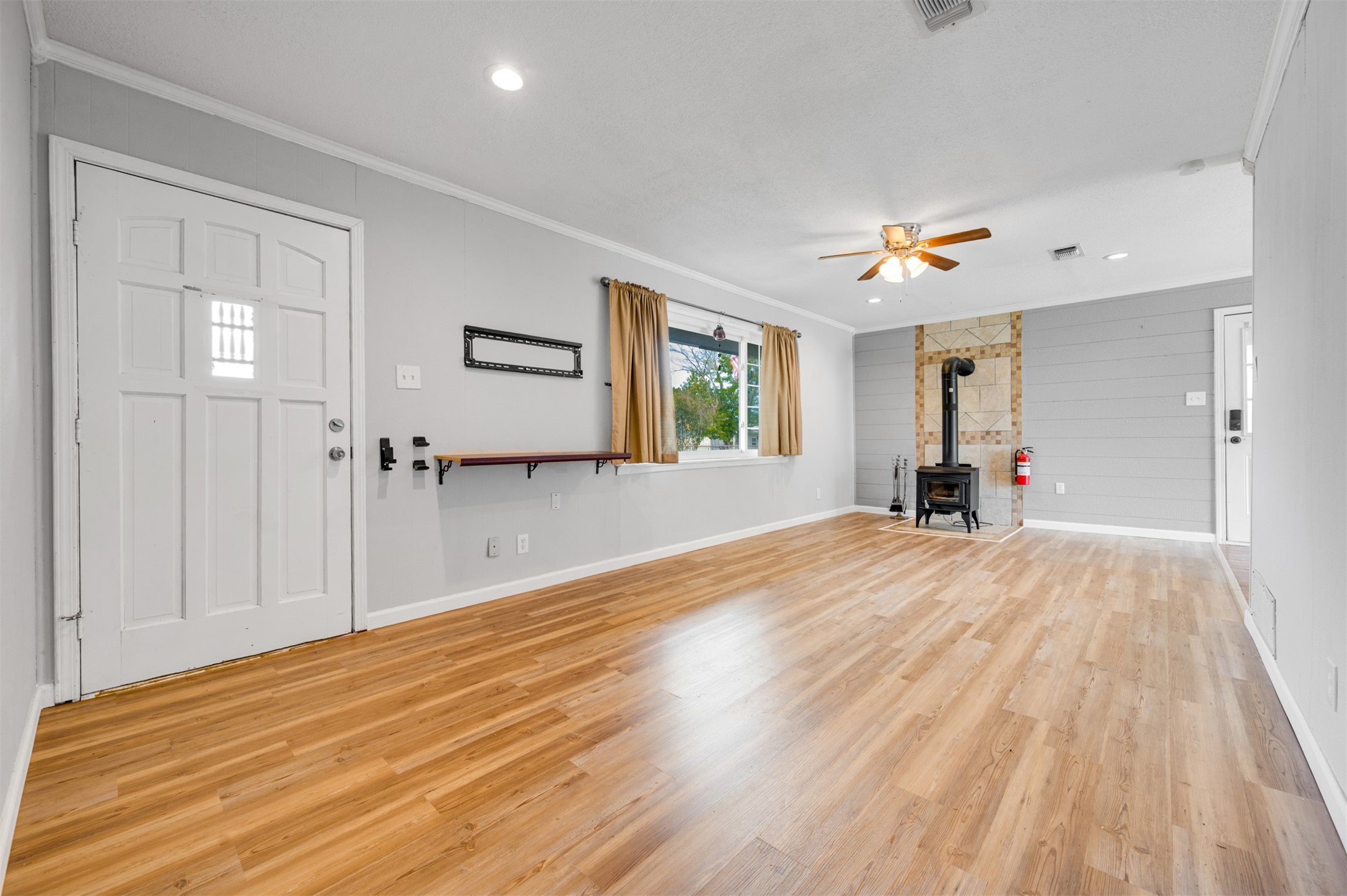130 Wright Drive Blossom TX 75416