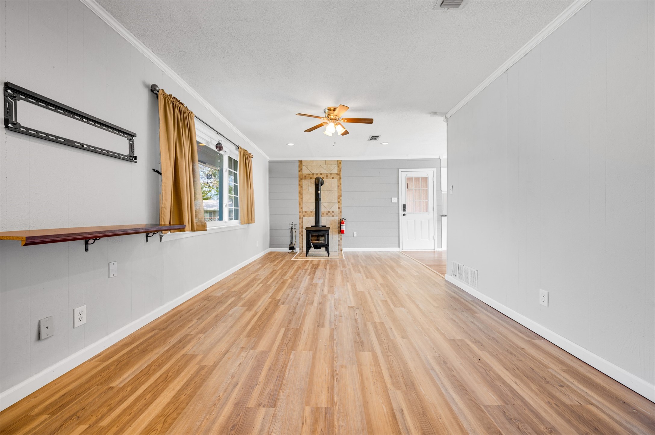 130 Wright Drive Blossom TX 75416