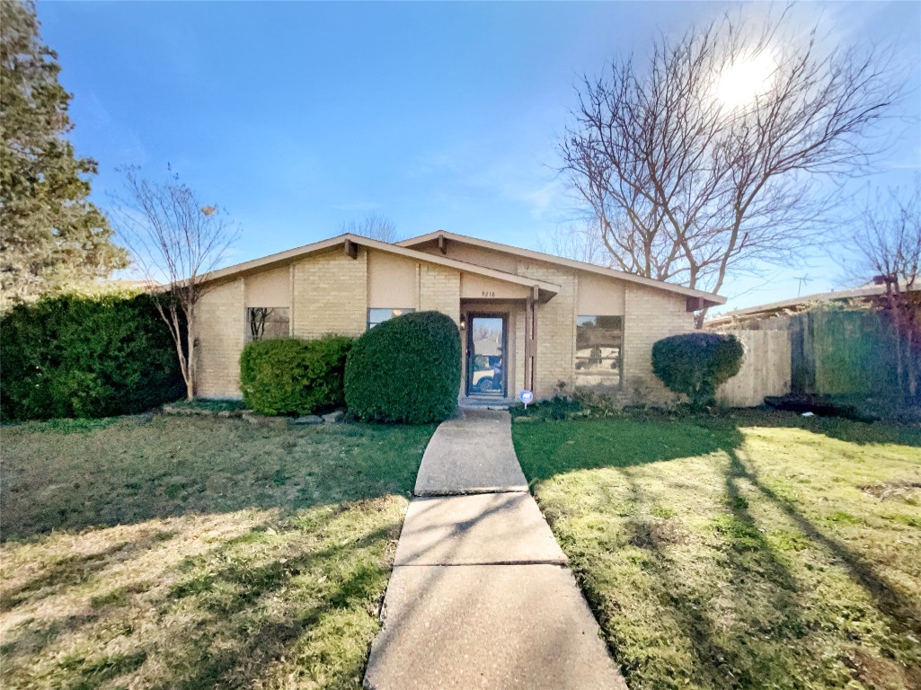 9218 Vagas Drive Rowlett TX 75088