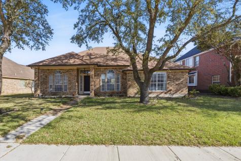 2742 Claremont Drive Grand Prairie TX 75052