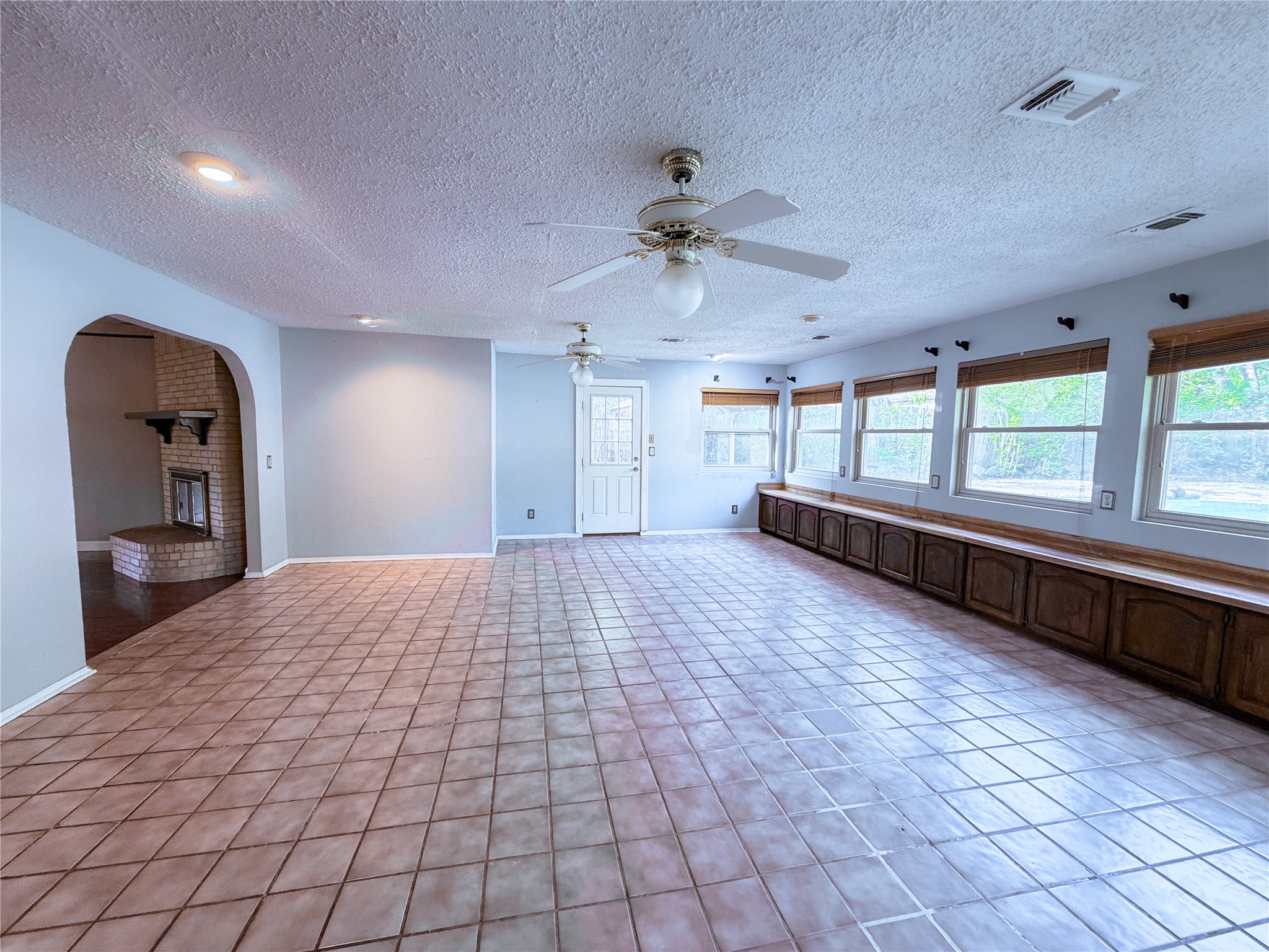 1118 Bryant Street Benbrook TX 76126
