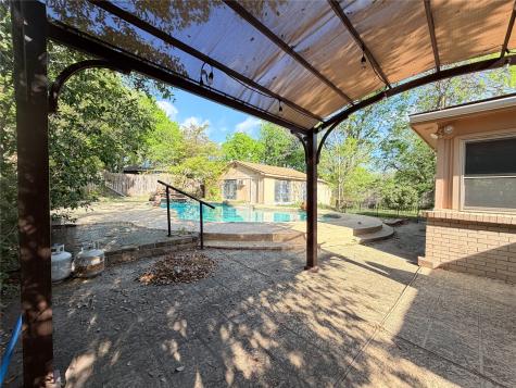 1118 Bryant Street Benbrook TX 76126