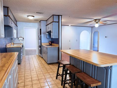 1118 Bryant Street Benbrook TX 76126