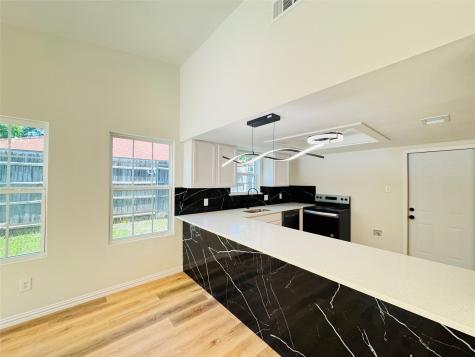 409 Bodart Lane Fort Worth TX 76108