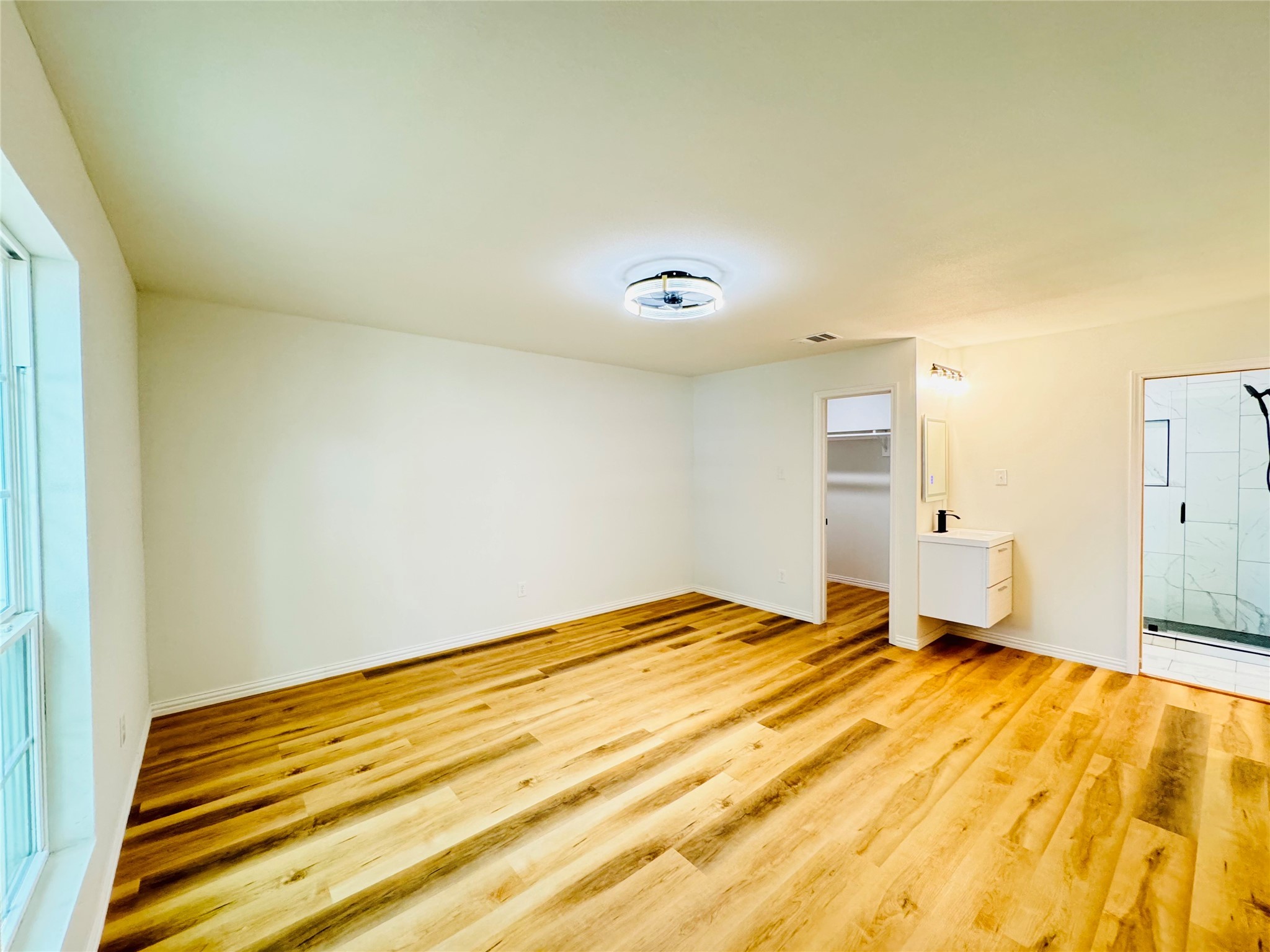 409 Bodart Lane Fort Worth TX 76108