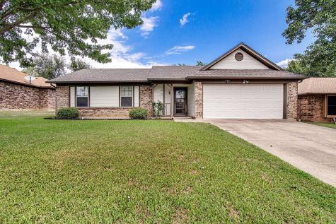 772 Hampshire Drive Burleson TX 76028