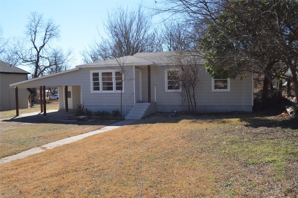1610 W Johnson Street Denison TX 75020