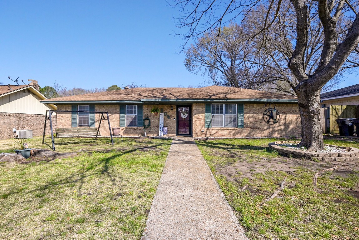 204 Churchill Avenue Corsicana TX 75110