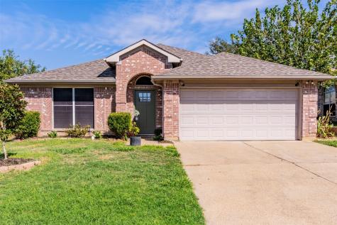 1120 Secretariat Drive Grand Prairie TX 75052