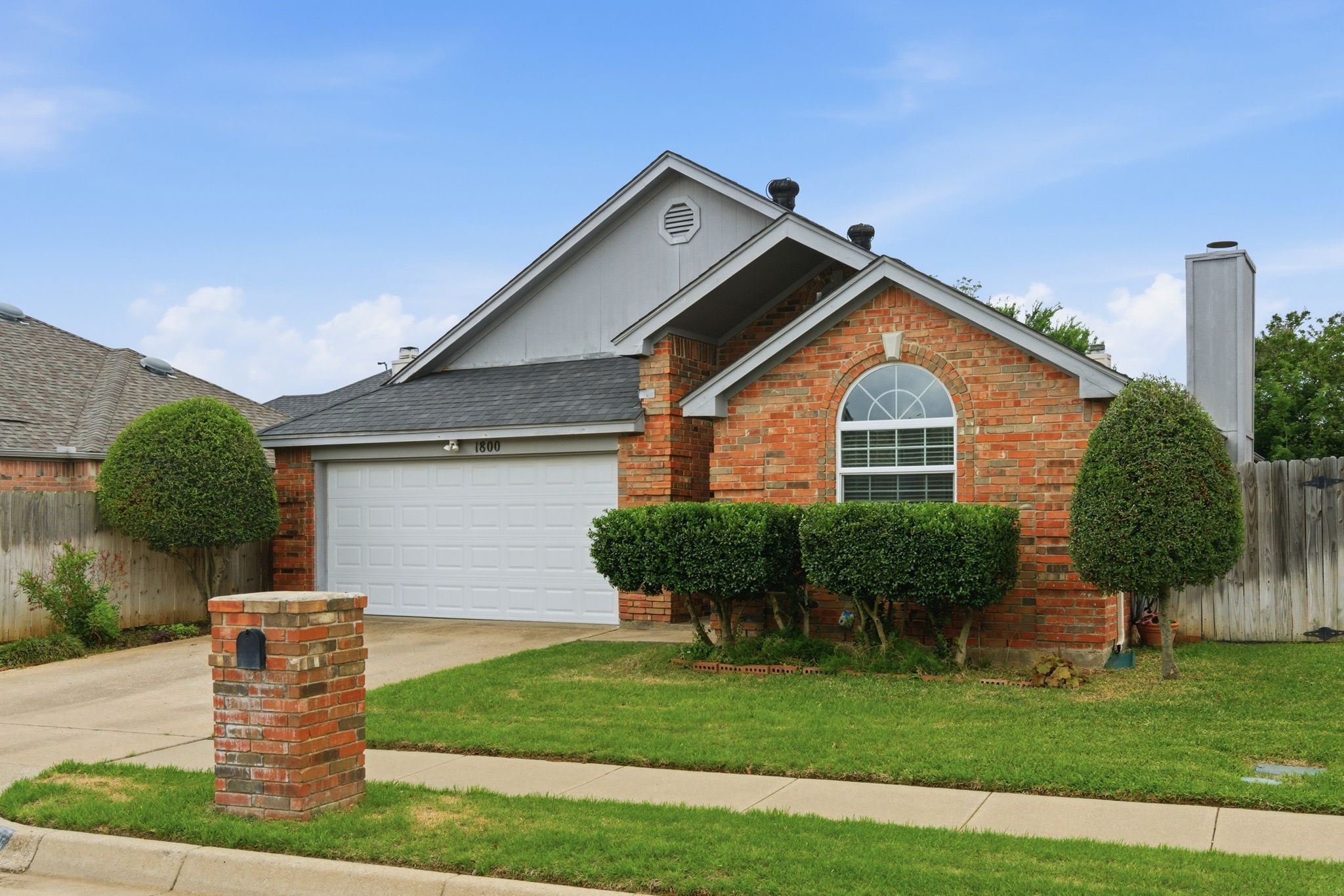 1800 Pine Ridge Drive Bedford TX 76021