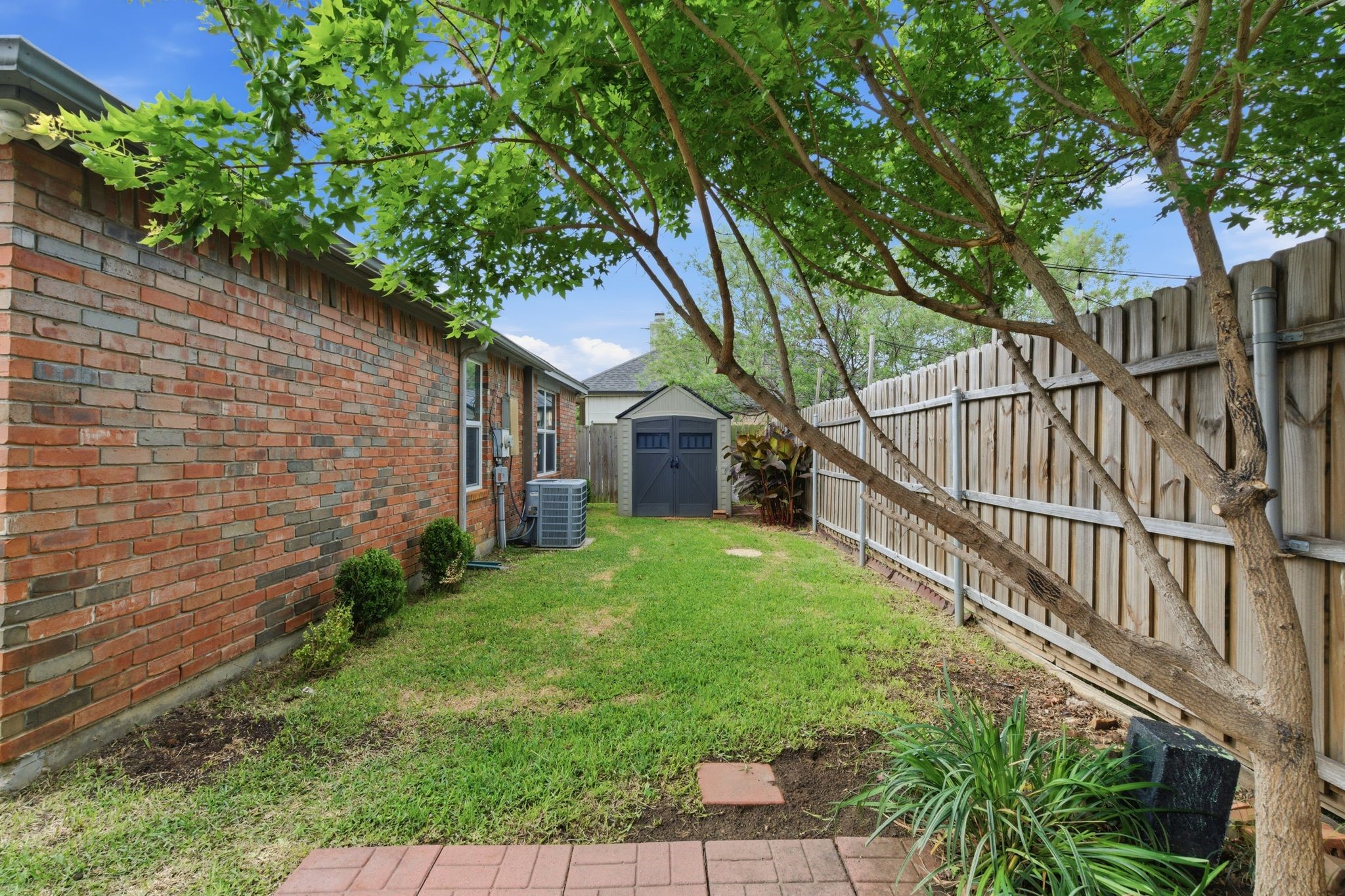 1800 Pine Ridge Drive Bedford TX 76021