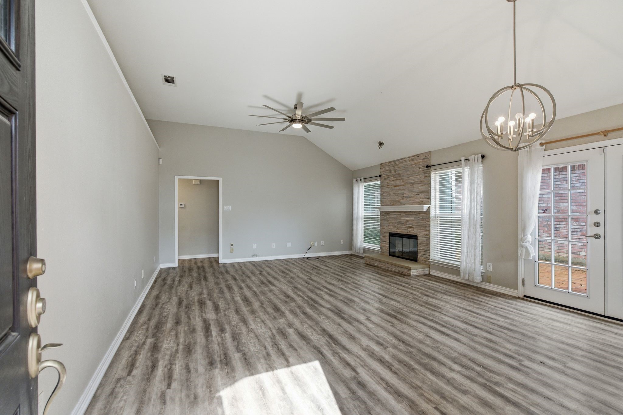 1800 Pine Ridge Drive Bedford TX 76021
