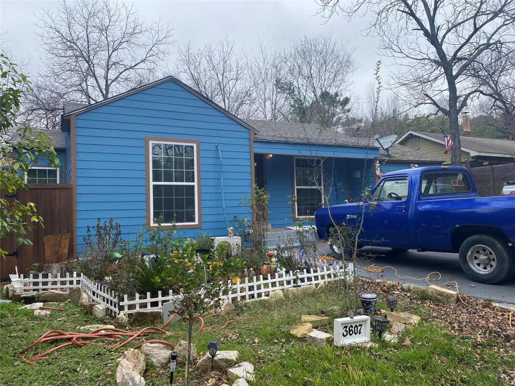 3607 Urban Avenue Dallas TX 75227