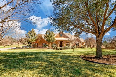 326 W Hickory Ridge Circle Argyle TX 76226