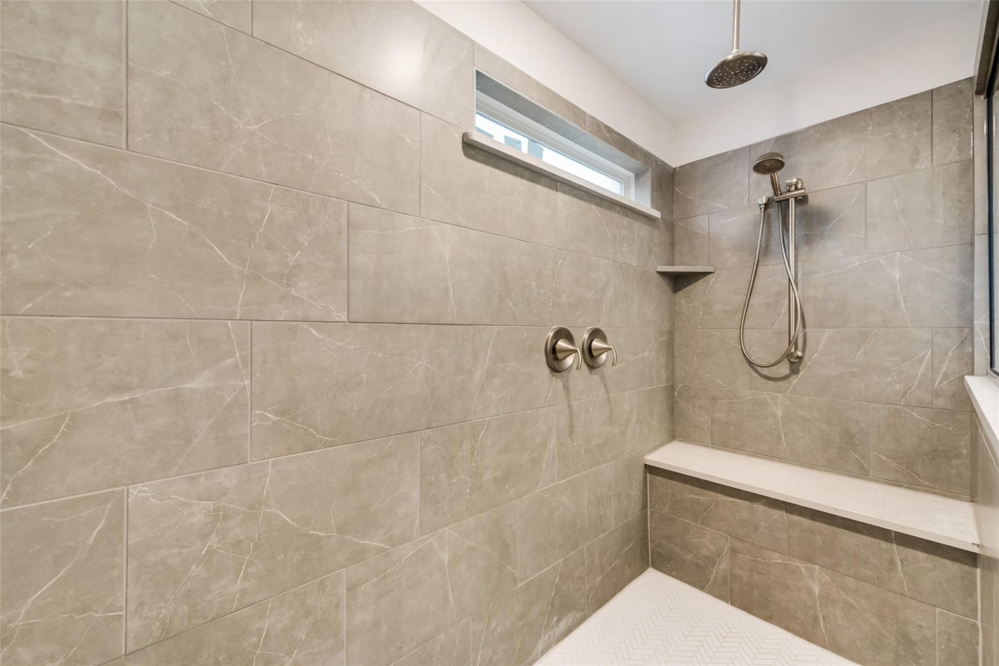 714 Creekwater Lane Garland TX 75043