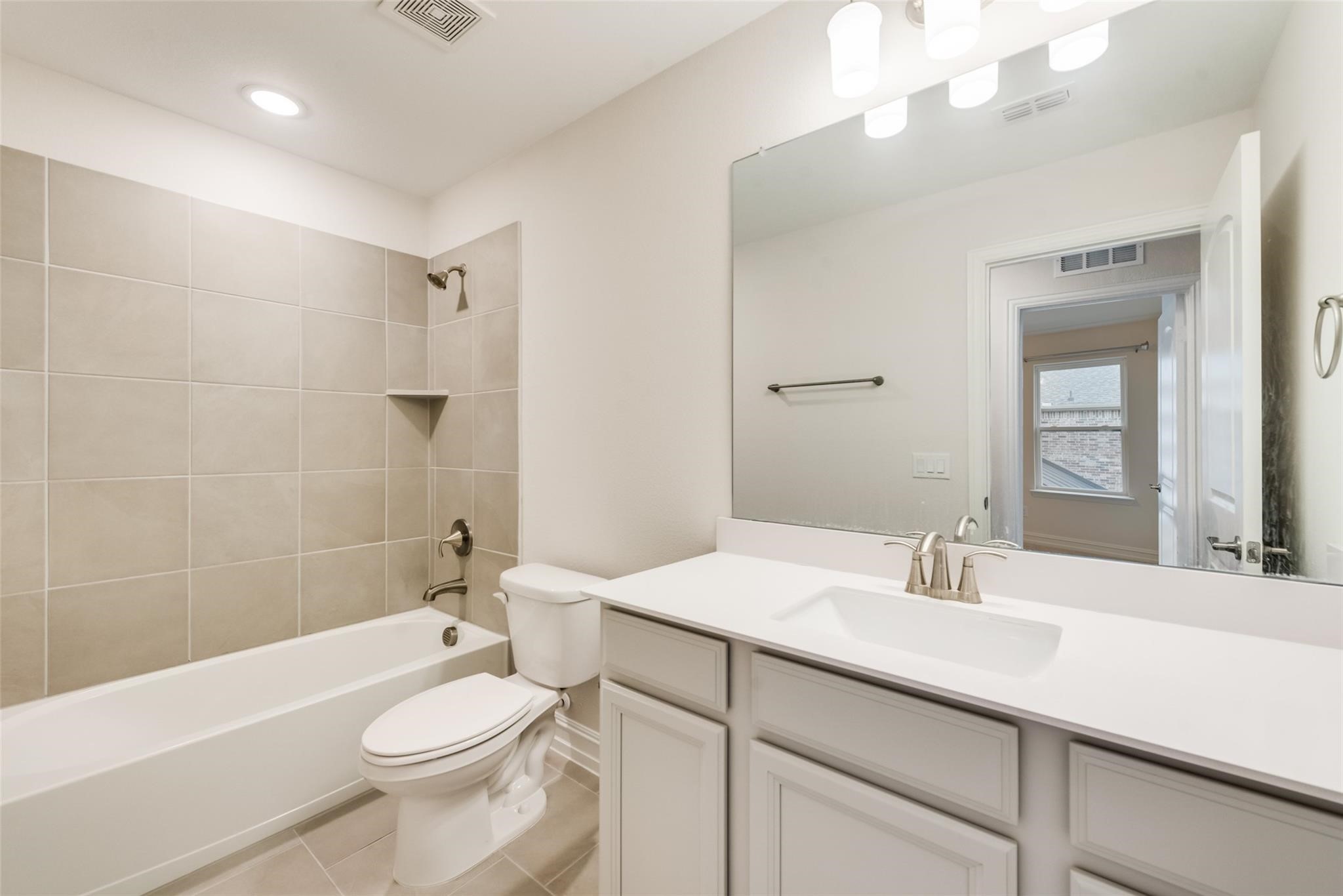 714 Creekwater Lane Garland TX 75043