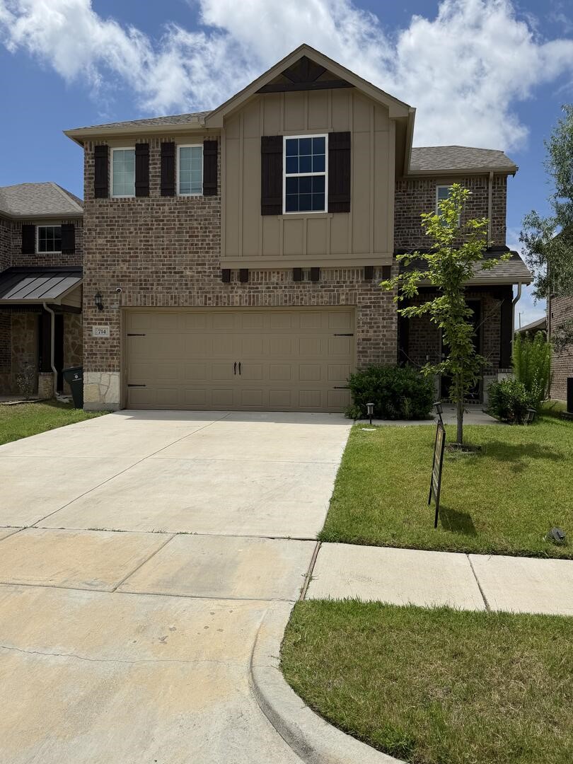 714 Creekwater Lane Garland TX 75043