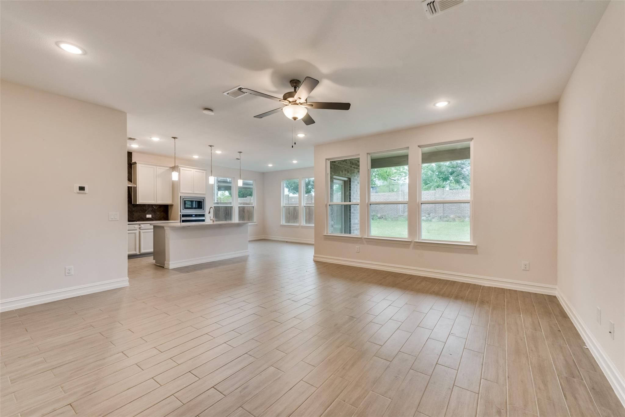 714 Creekwater Lane Garland TX 75043