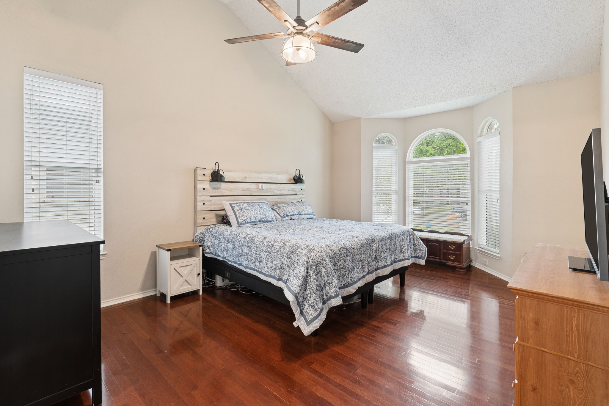 918 E Grubb Drive Mesquite TX 75149
