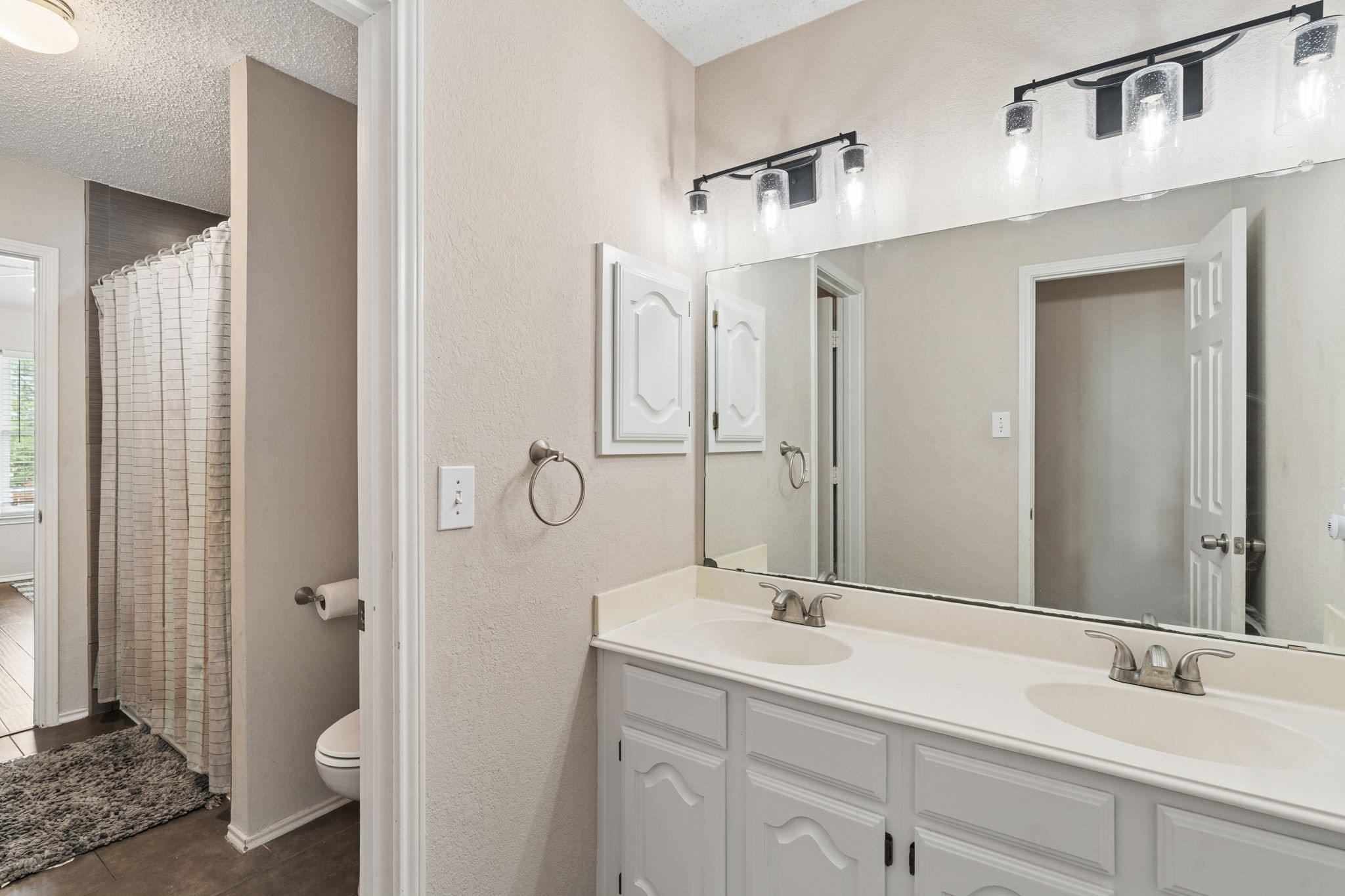 918 E Grubb Drive Mesquite TX 75149