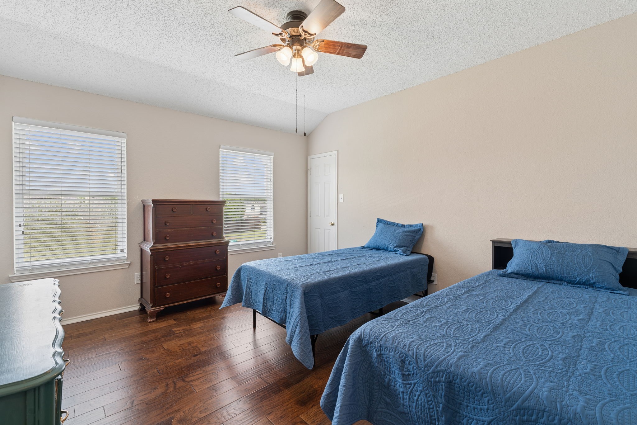918 E Grubb Drive Mesquite TX 75149