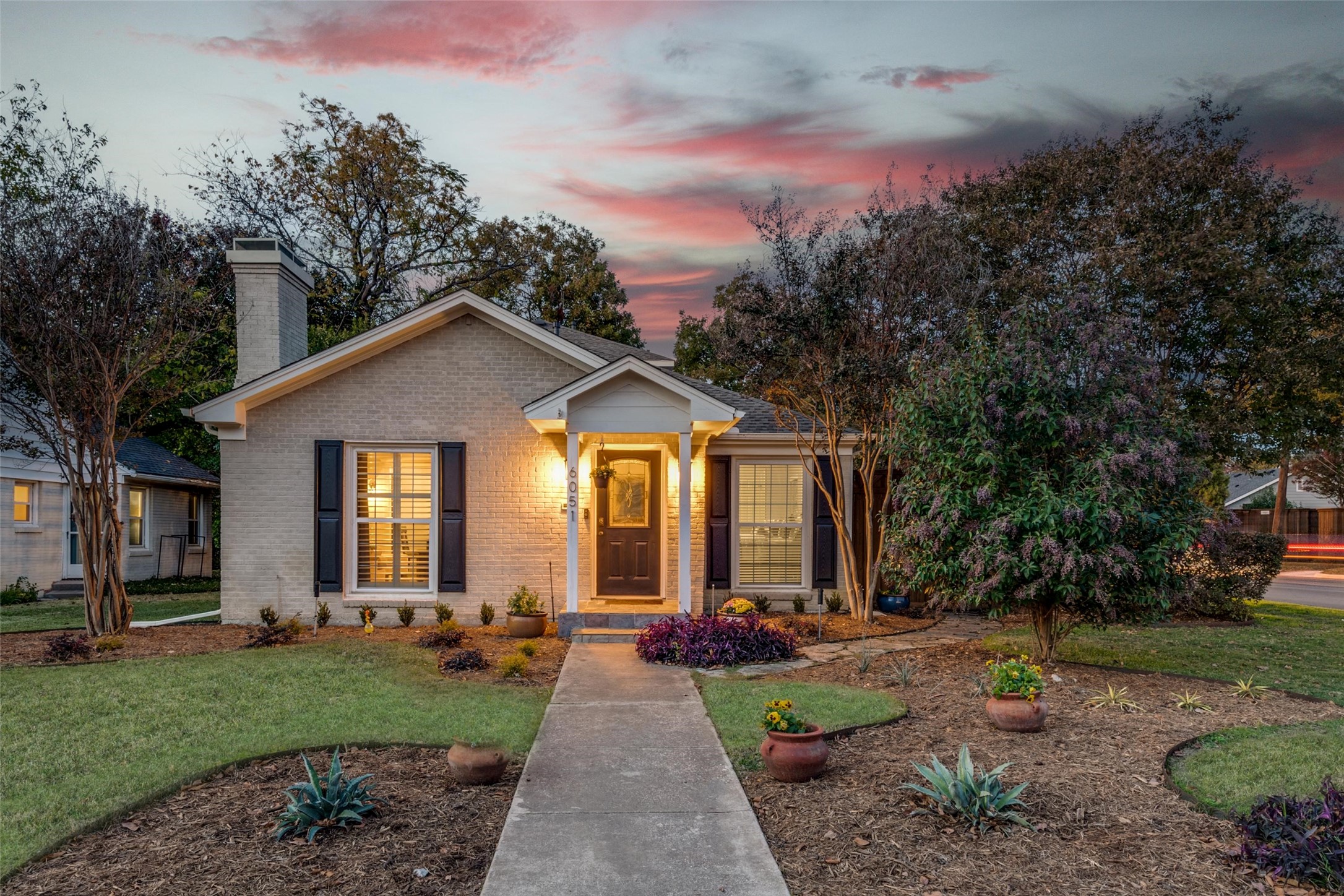 6051 Revere Place Dallas TX 75206