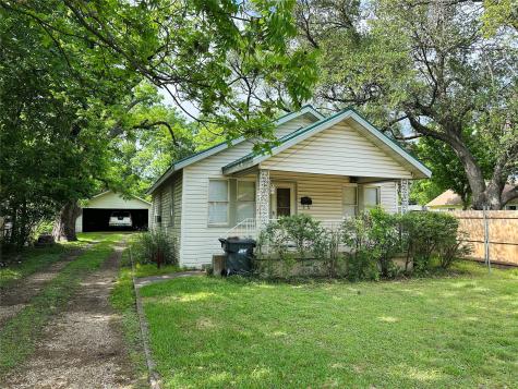 110 Woodland Avenue Corsicana TX 75110