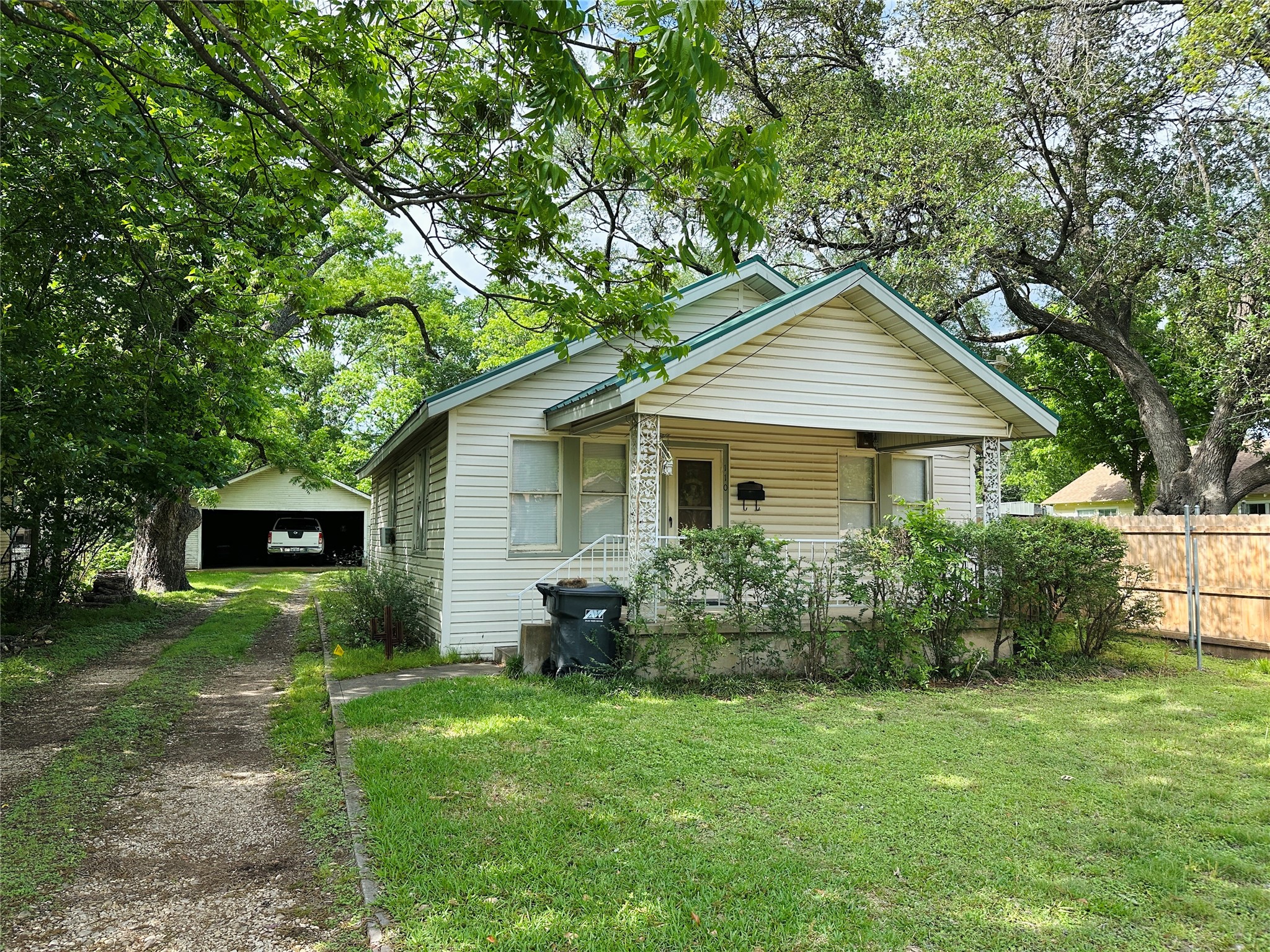 110 Woodland Avenue Corsicana TX 75110