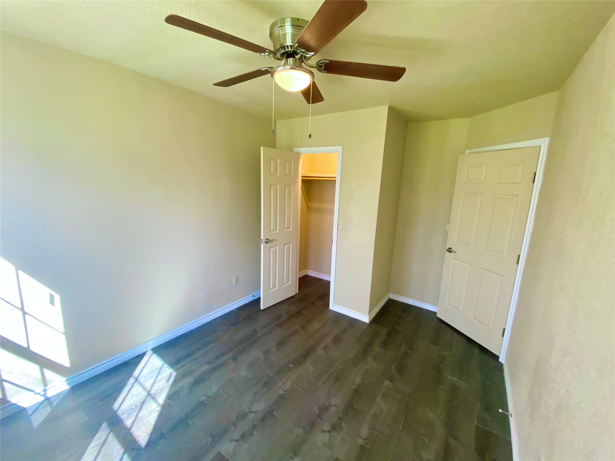909 W 10th Street Bonham TX 75418