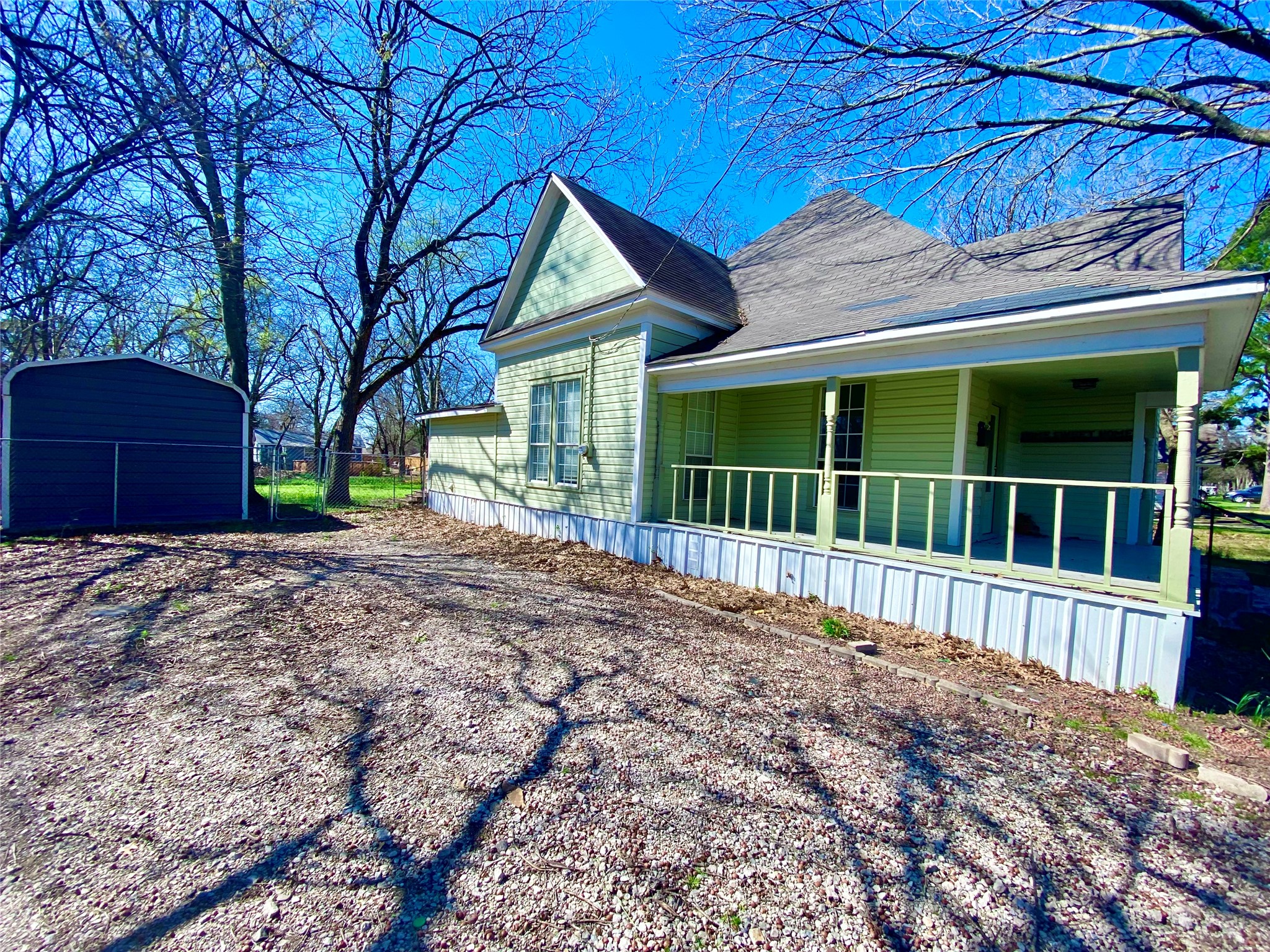 909 W 10th Street Bonham TX 75418