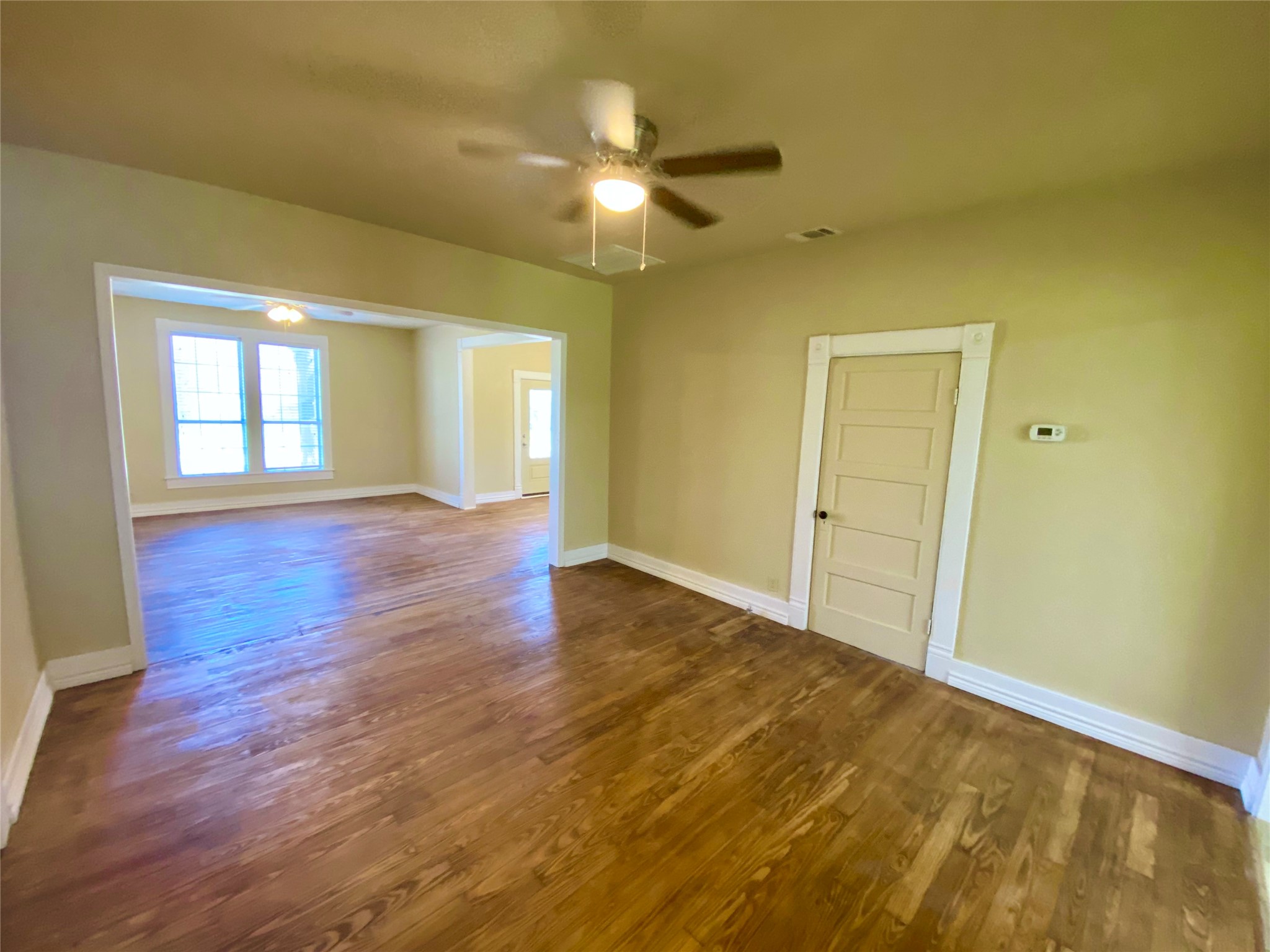 909 W 10th Street Bonham TX 75418