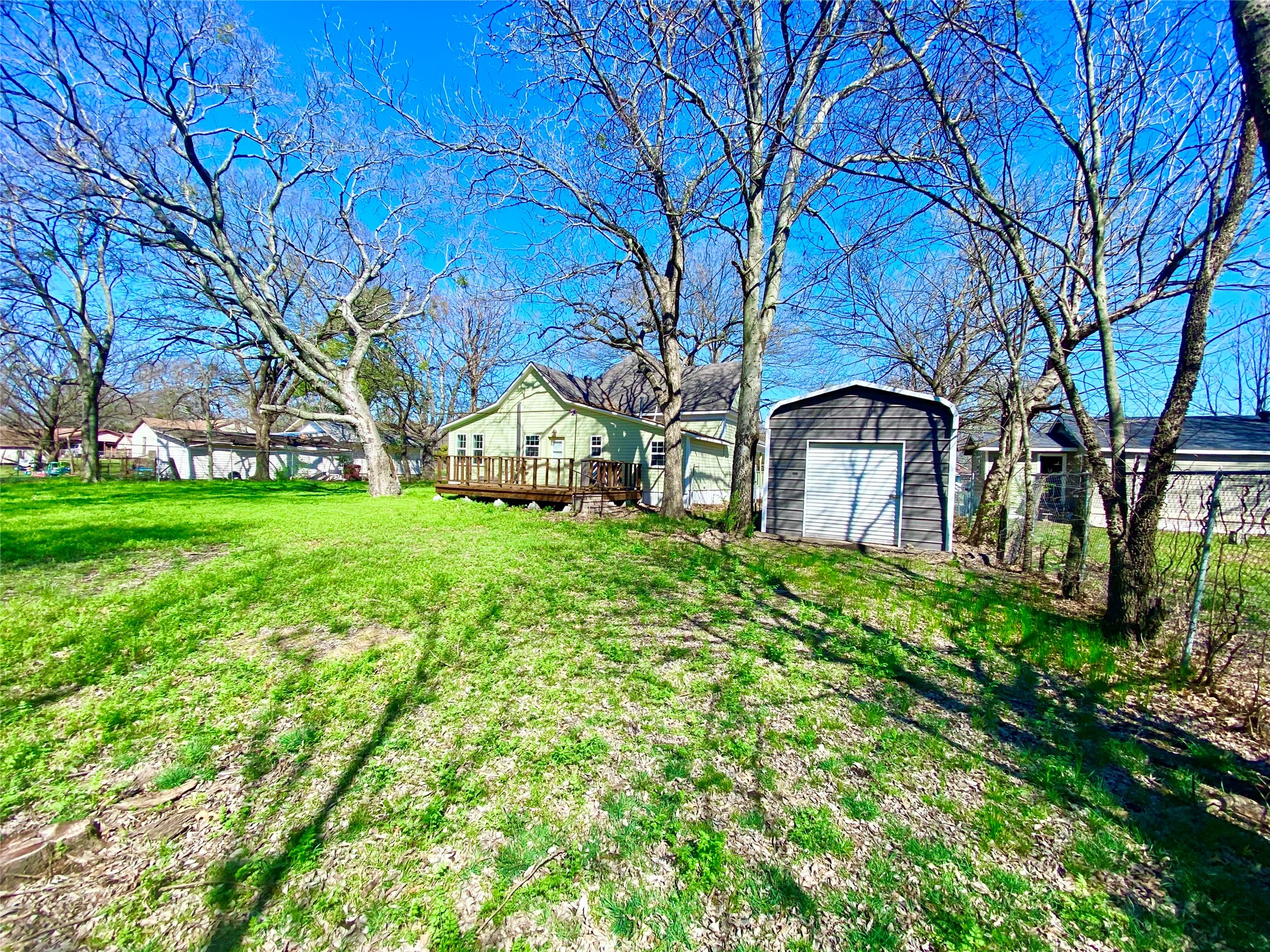 909 W 10th Street Bonham TX 75418