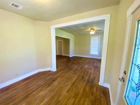909 W 10th Street Bonham TX 75418
