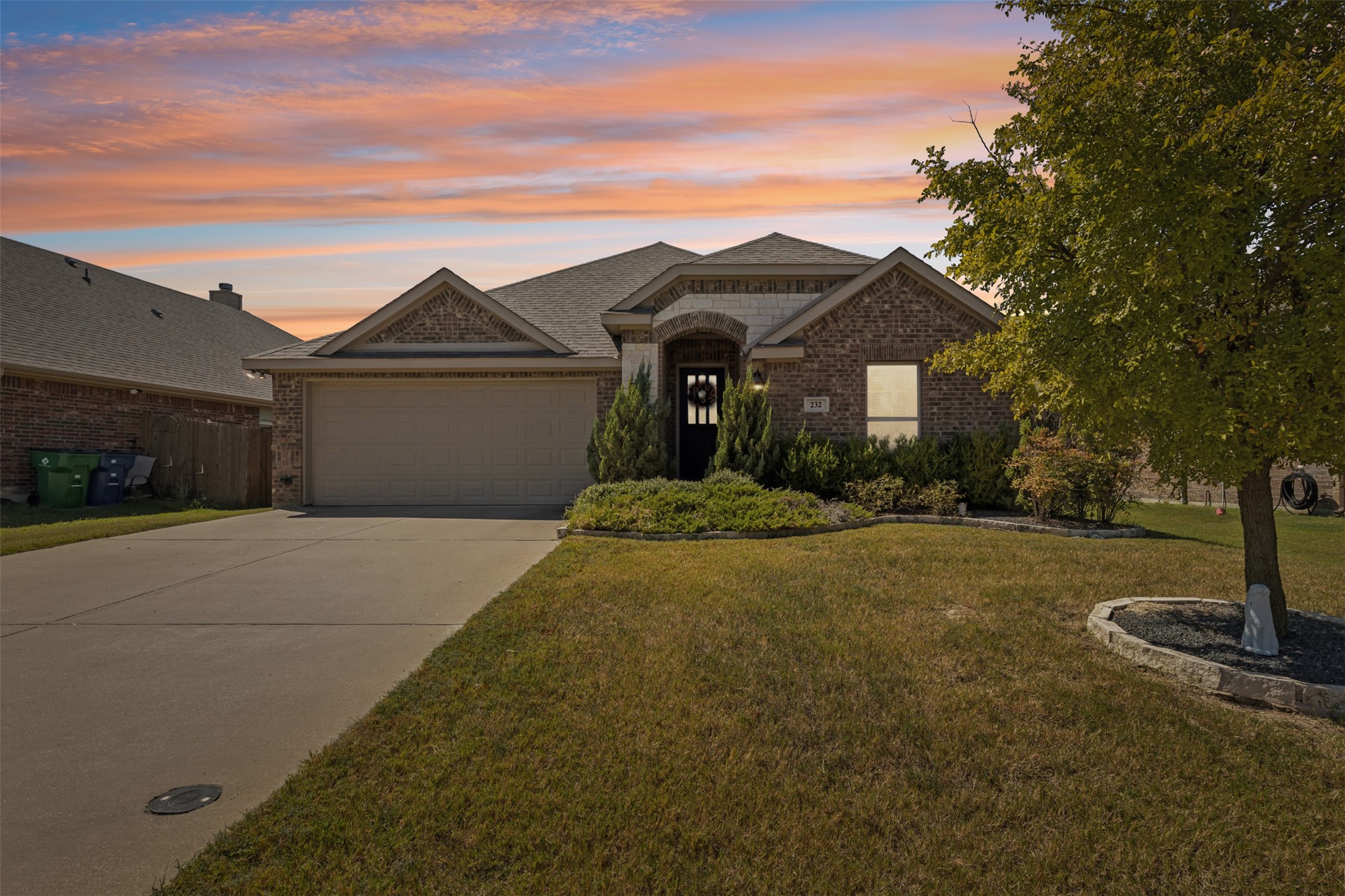 232 Valley View Drive Waxahachie TX 75167