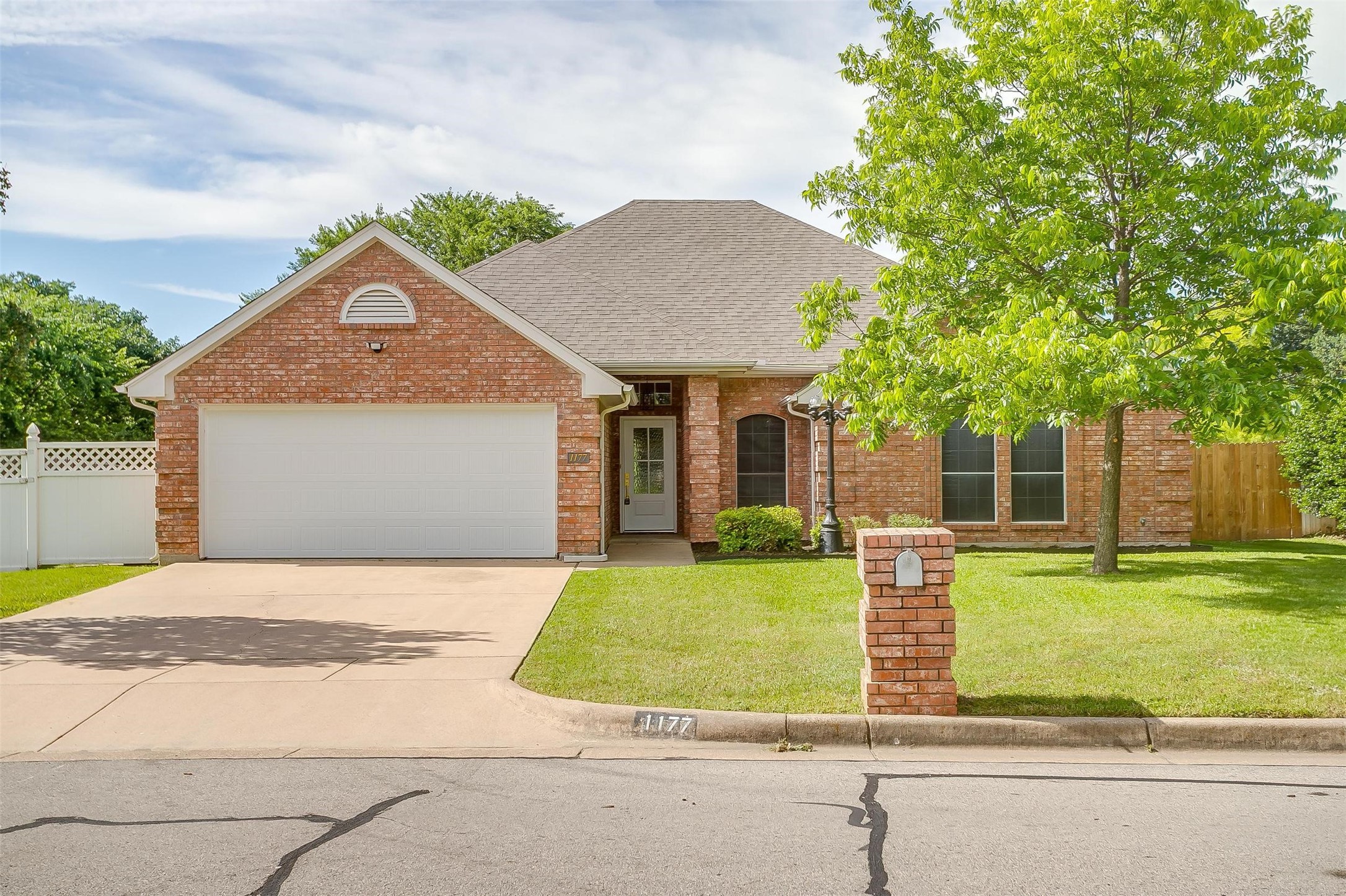 1177 Little Stone Lane Burleson TX 76028