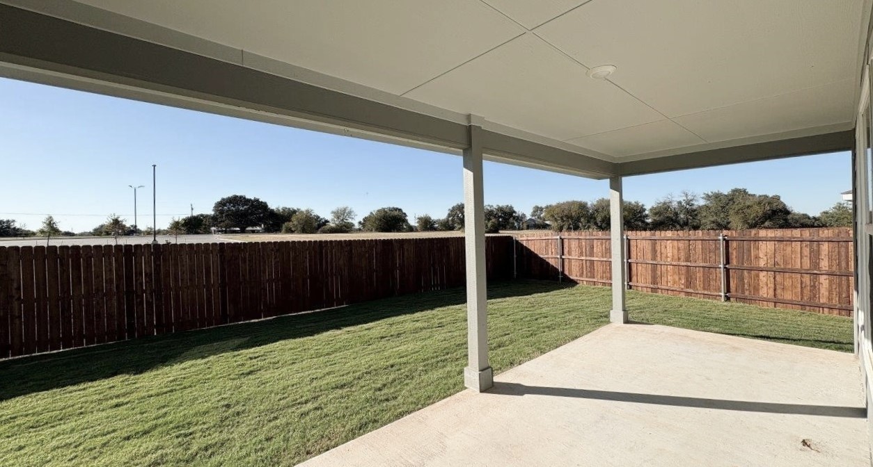 4225 Cornerstone Circle Granbury TX 76048