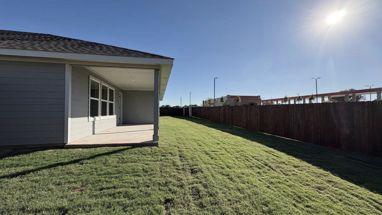 4225 Cornerstone Circle Granbury TX 76048