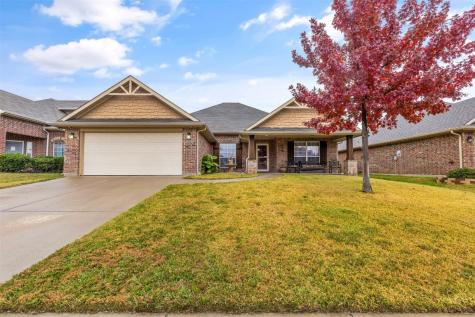 725 Evergreen Court Burleson TX 76028