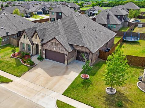 1919 Bellflower Drive Glenn Heights TX 75154
