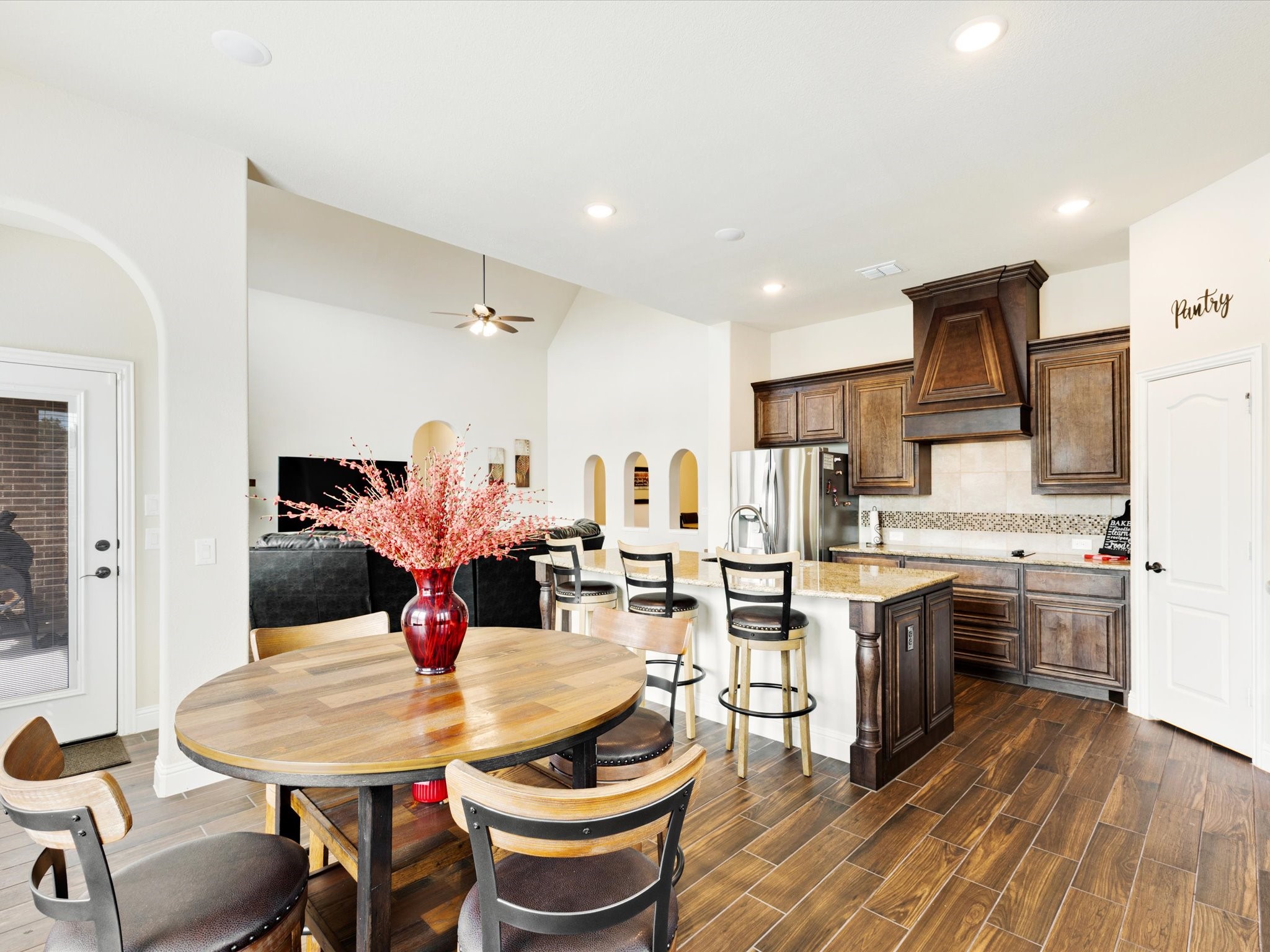 1919 Bellflower Drive Glenn Heights TX 75154