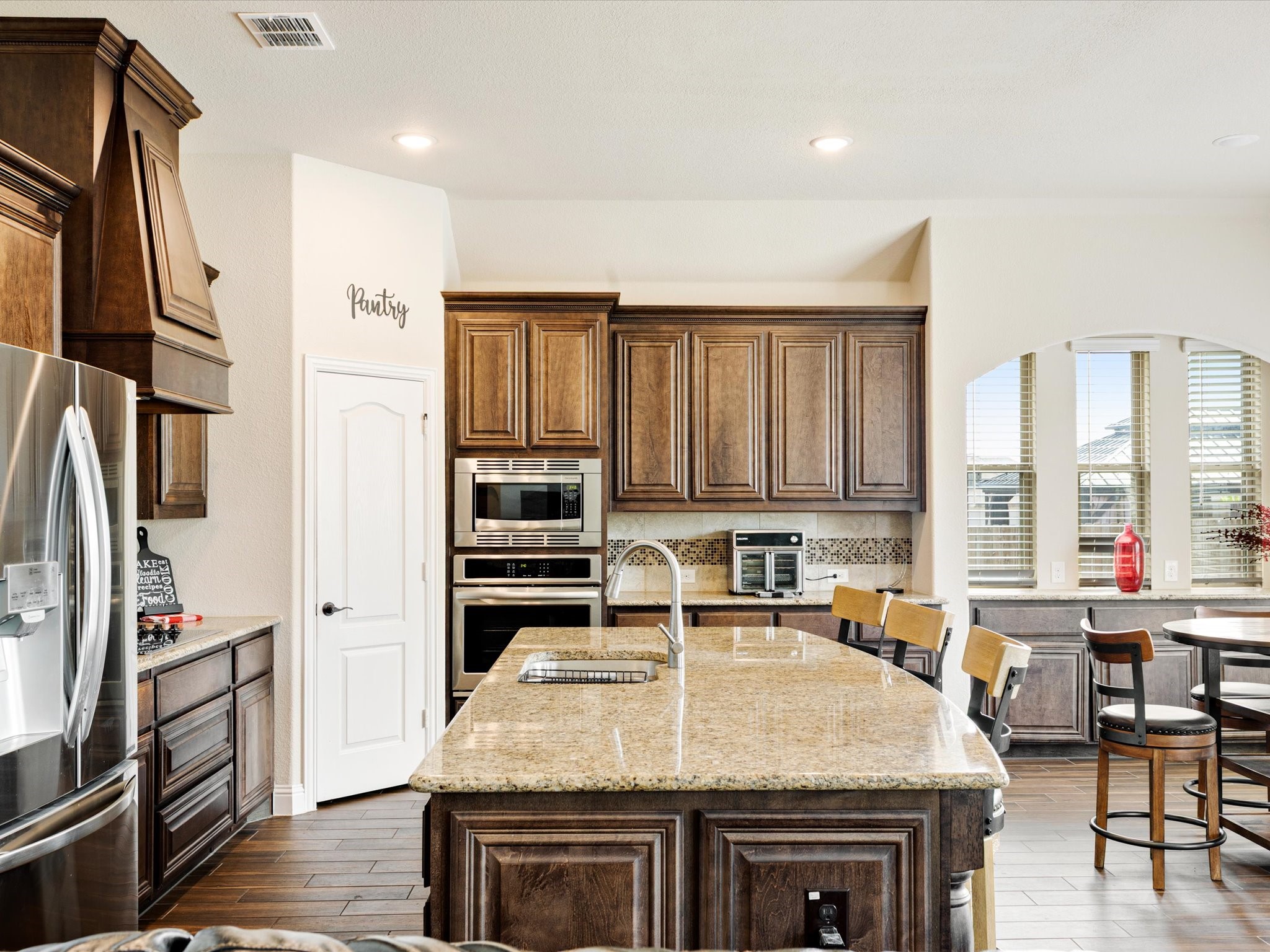 1919 Bellflower Drive Glenn Heights TX 75154