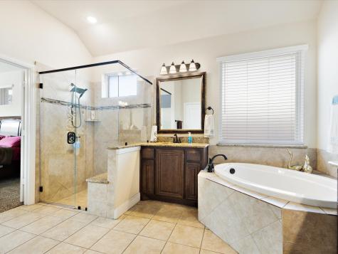1919 Bellflower Drive Glenn Heights TX 75154