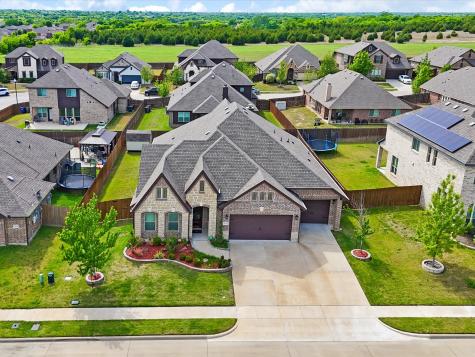 1919 Bellflower Drive Glenn Heights TX 75154