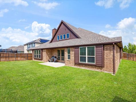 1919 Bellflower Drive Glenn Heights TX 75154